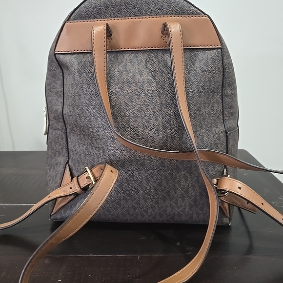 Michael Kors Valerie medium logo backpack in brown and acorn PVC and leather.  - Picture 3 of 13